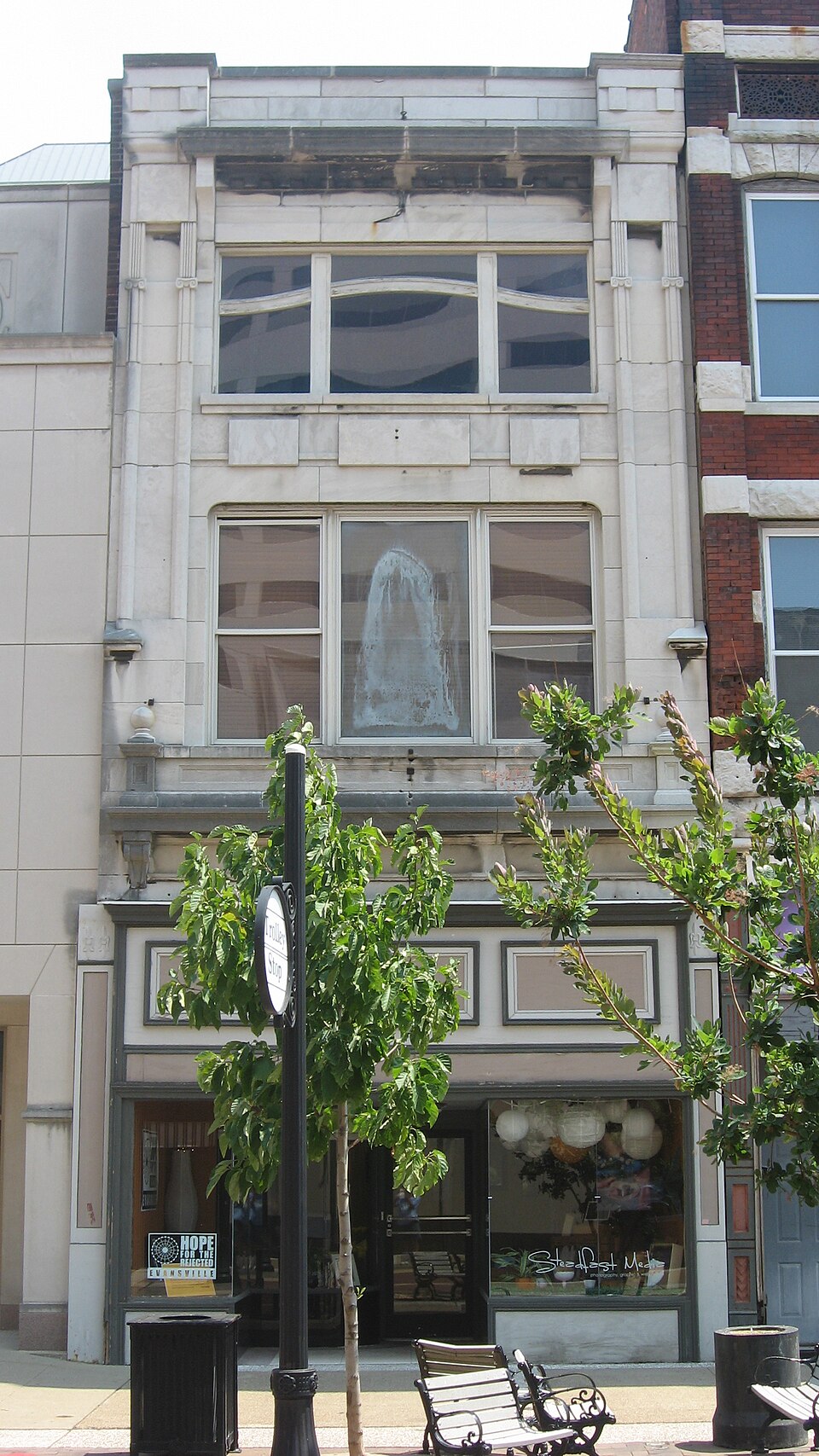 Photograph of Building at 223 Main Street