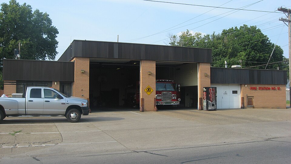 Photograph of Hose House No. 10