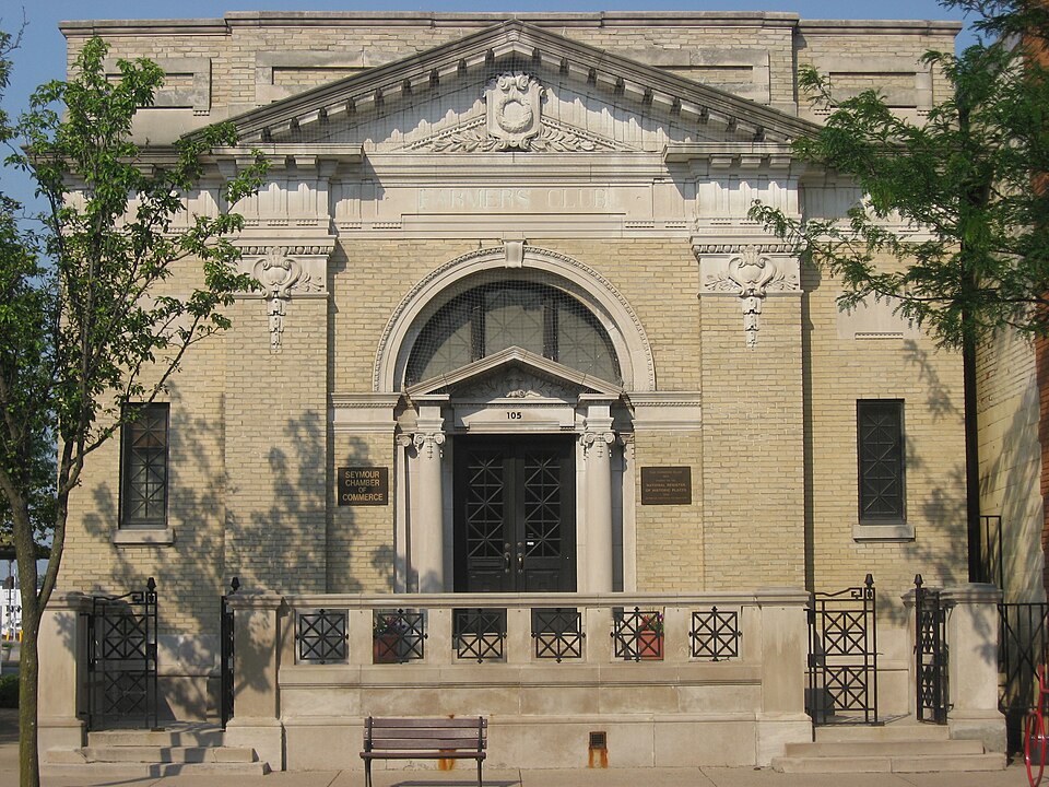 Photograph of Farmers Club