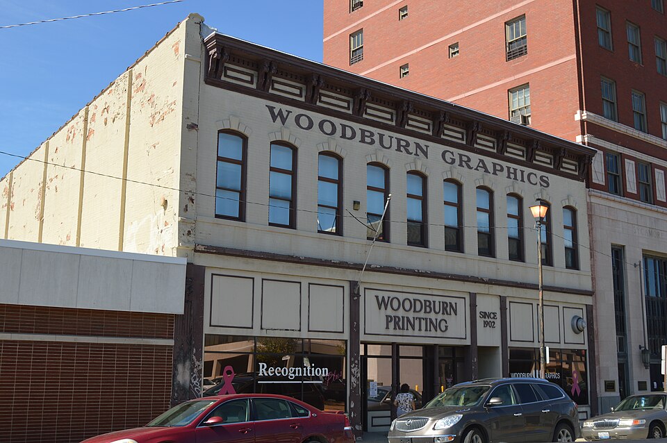 Photograph of Building at 23-27 S. Sixth Street