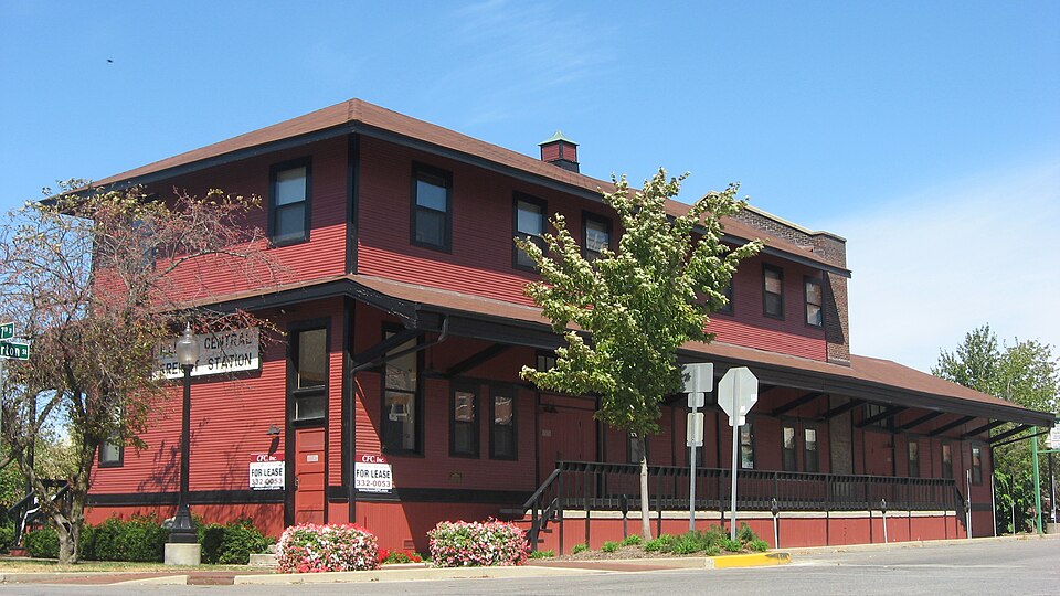 Photograph of Illinois Central Railroad Freight Depot
