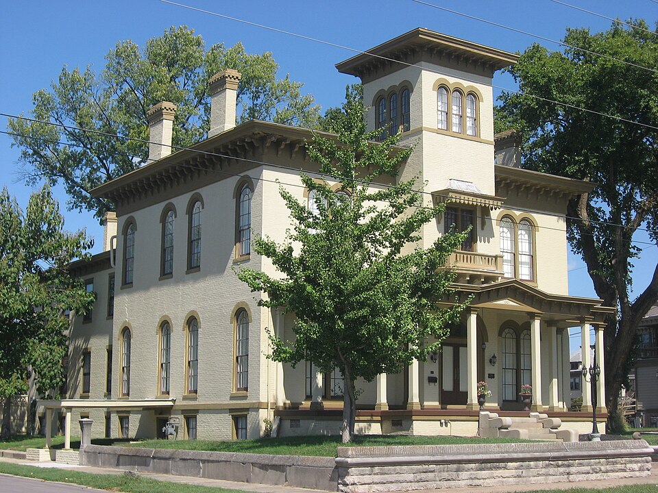 Photograph of Mansion Row Historic District