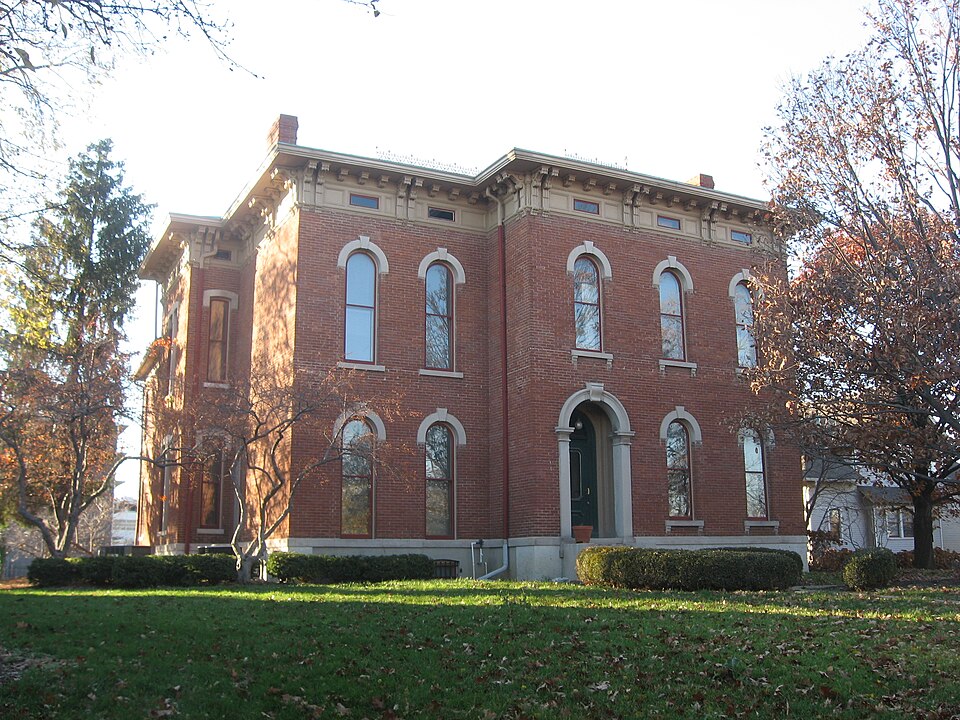 Photograph of Byram-Middleton House