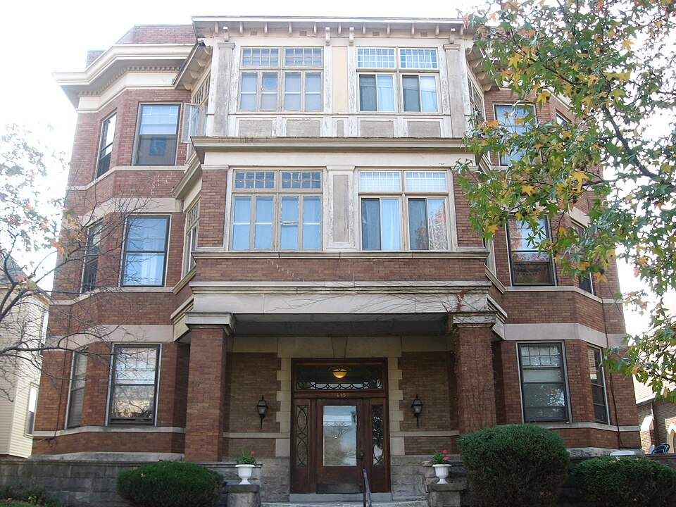 Photograph of Marian Apartments
