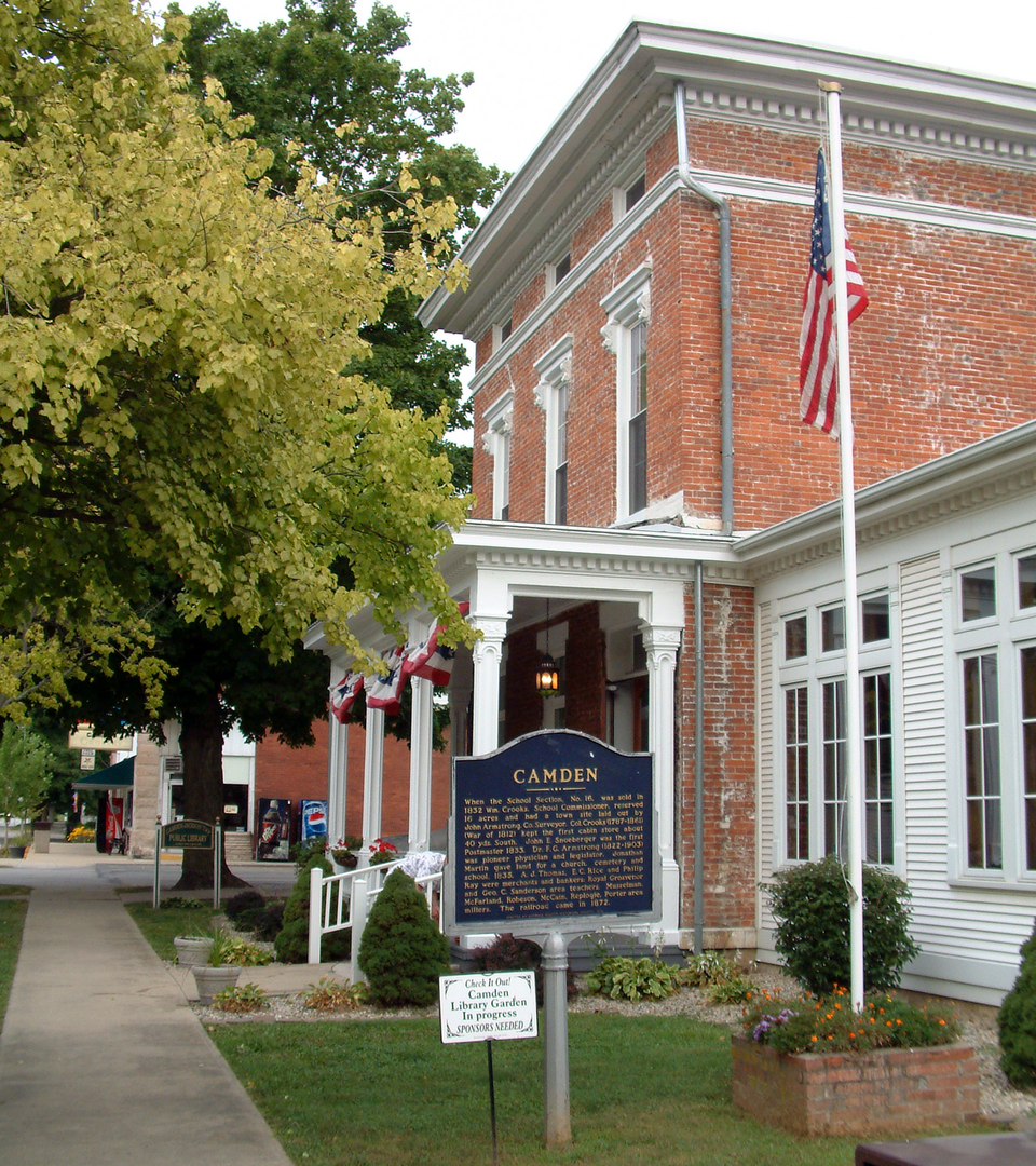 Photograph of Andrew Thomas House