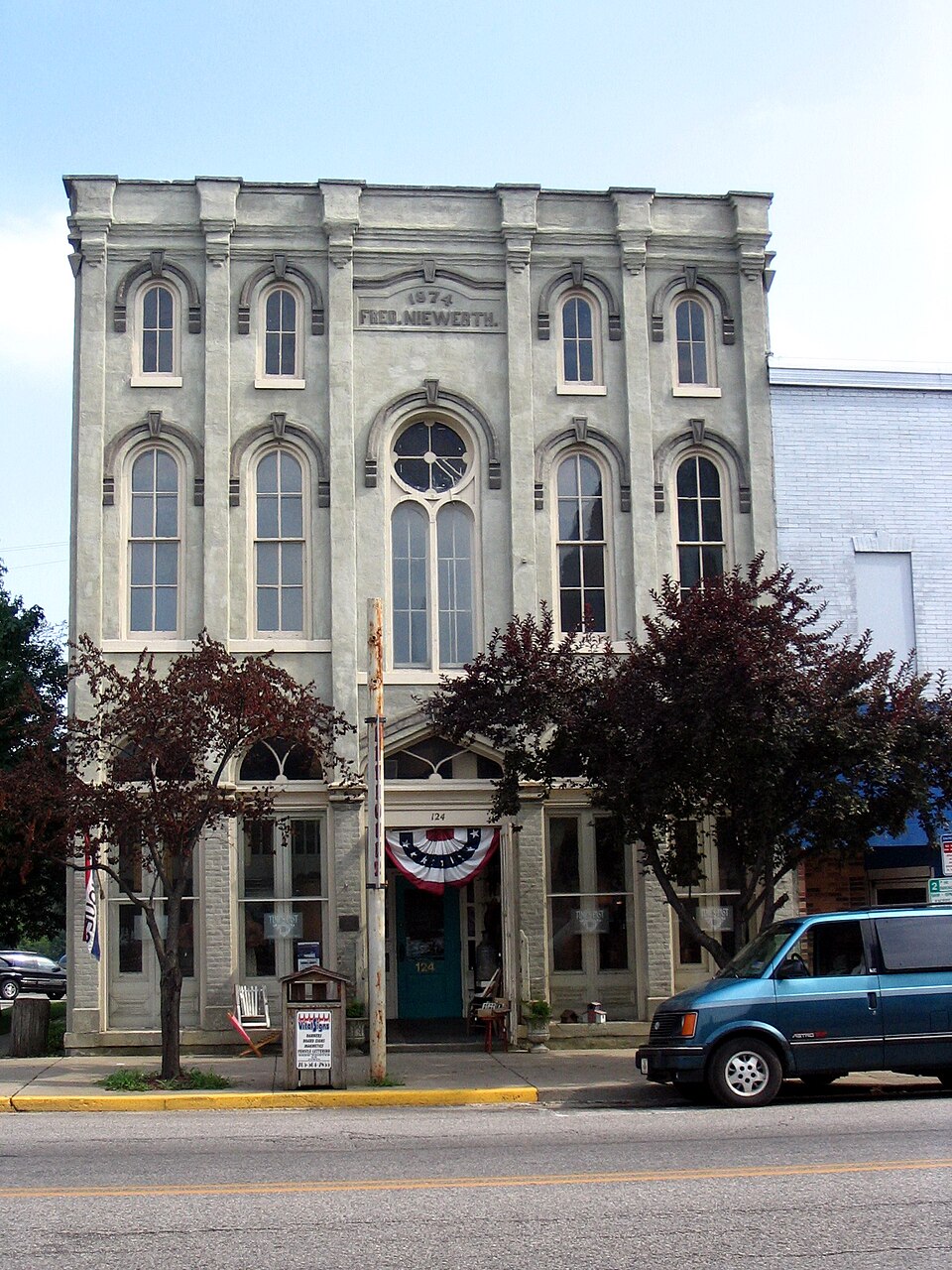 Photograph of Niewerth Building