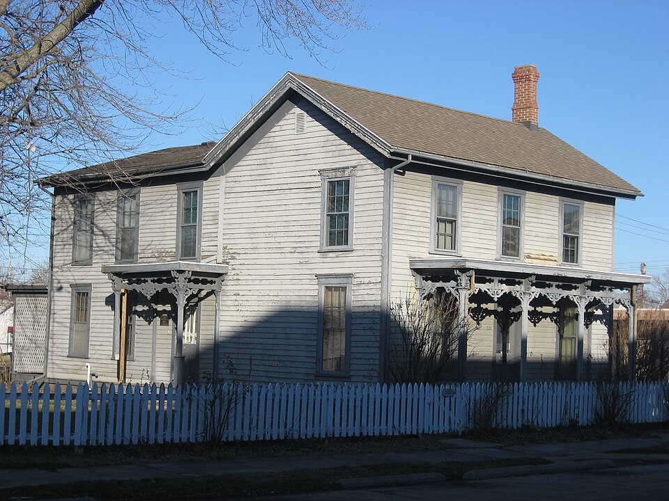 Photograph of Moore-Youse-Maxon House