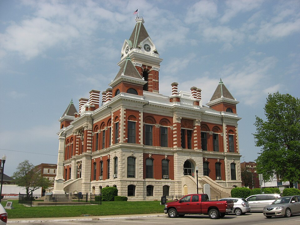 Photograph of Gibson County Courthouse
