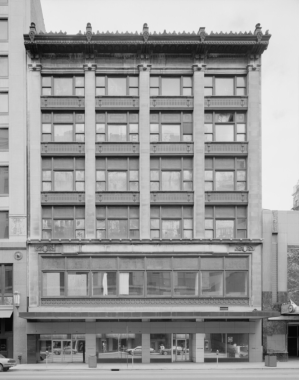 Photograph of Rink's Womens Apparel Store