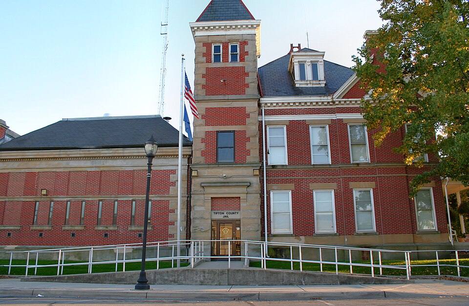 Photograph of Tipton County Jail and Sheriff's Home