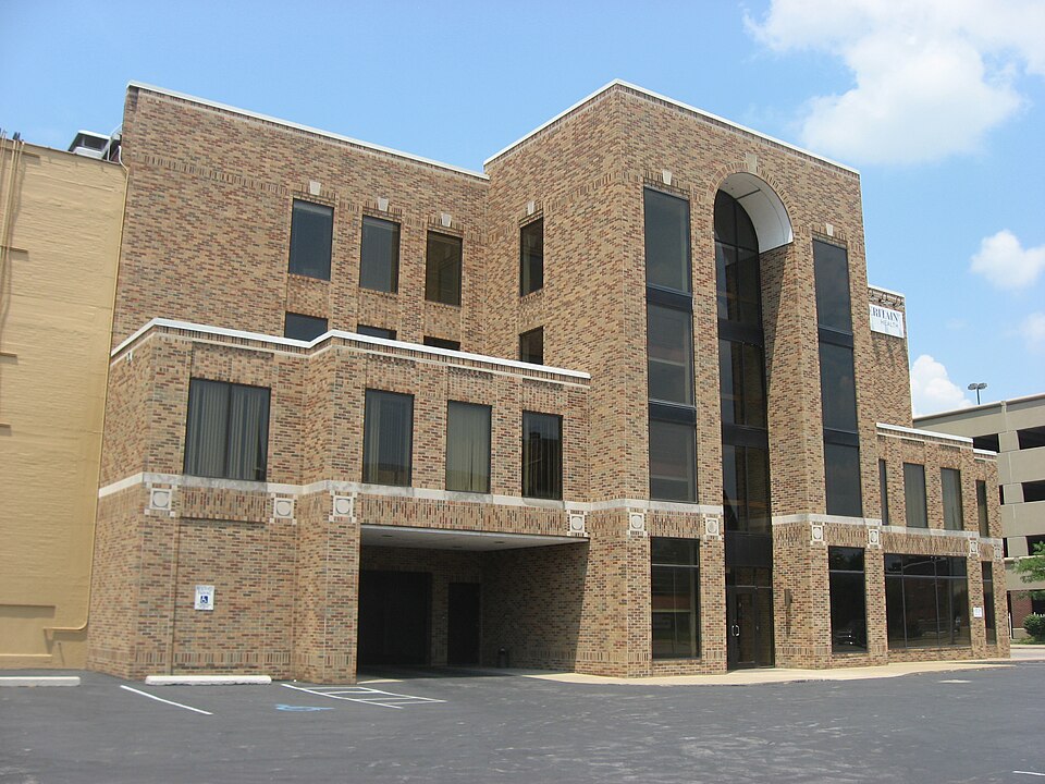 Photograph of Auto Hotel Building