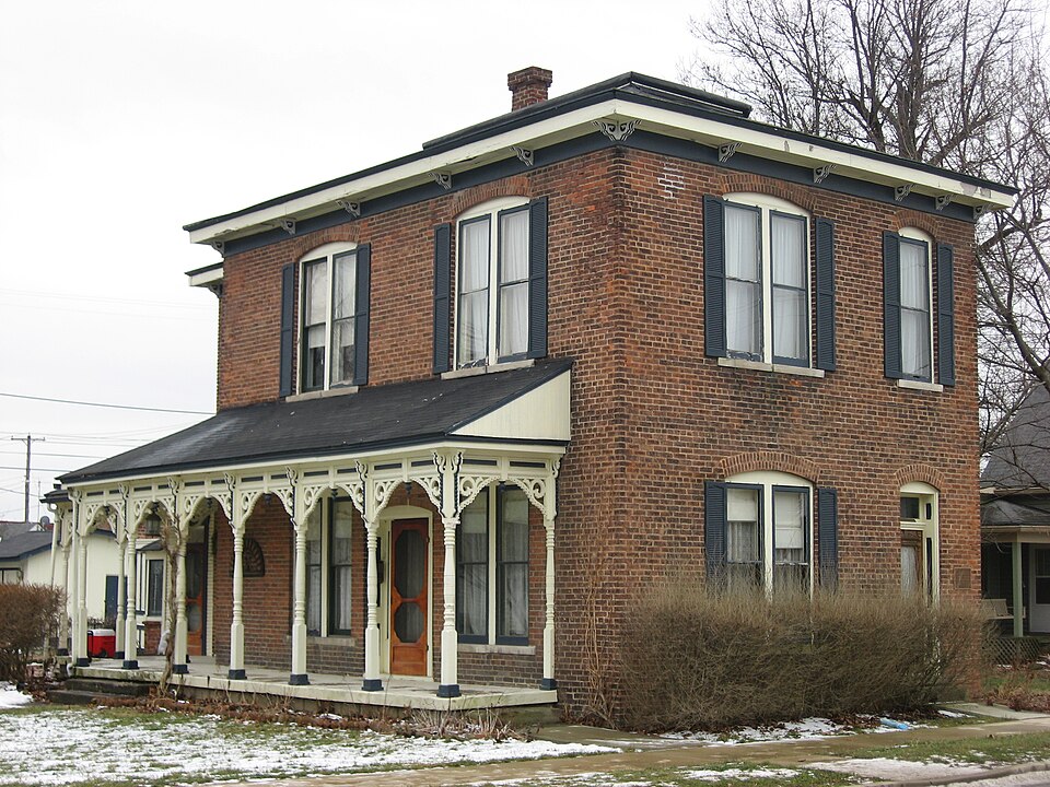 Photograph of Davenport-Bradfield House