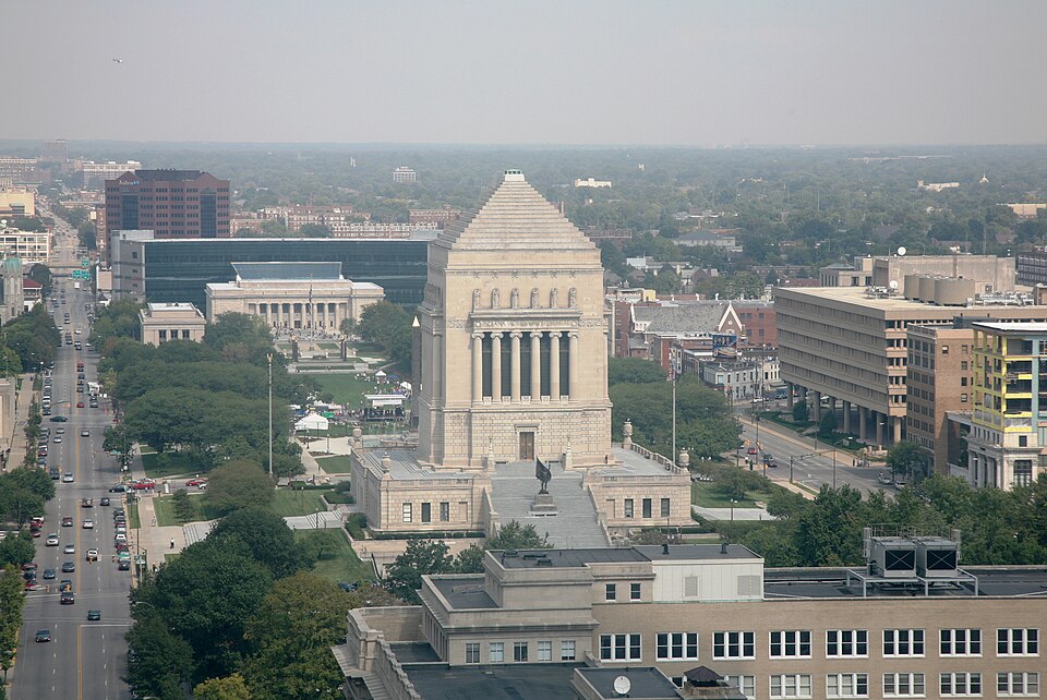 Photograph of Indiana World War Memorial Plaza
