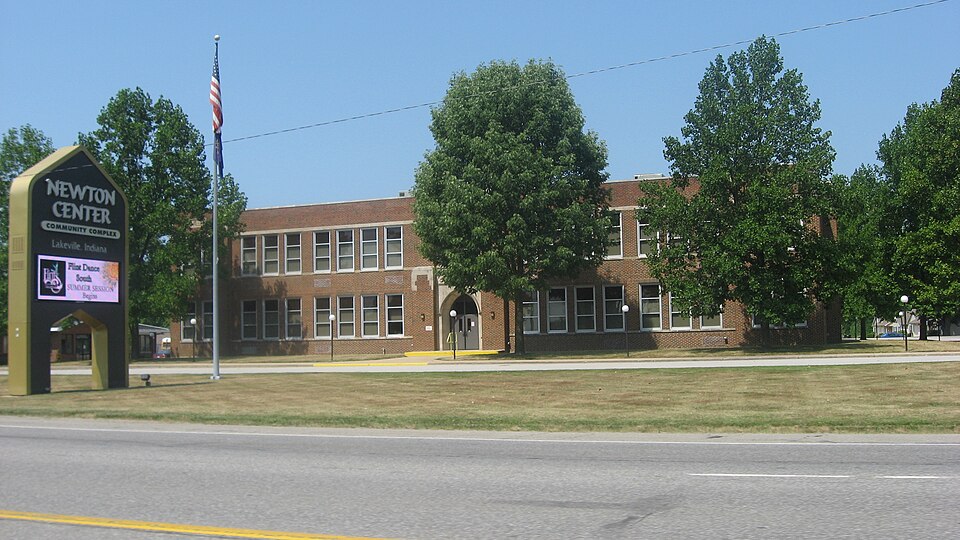 Photograph of Lakeville High School