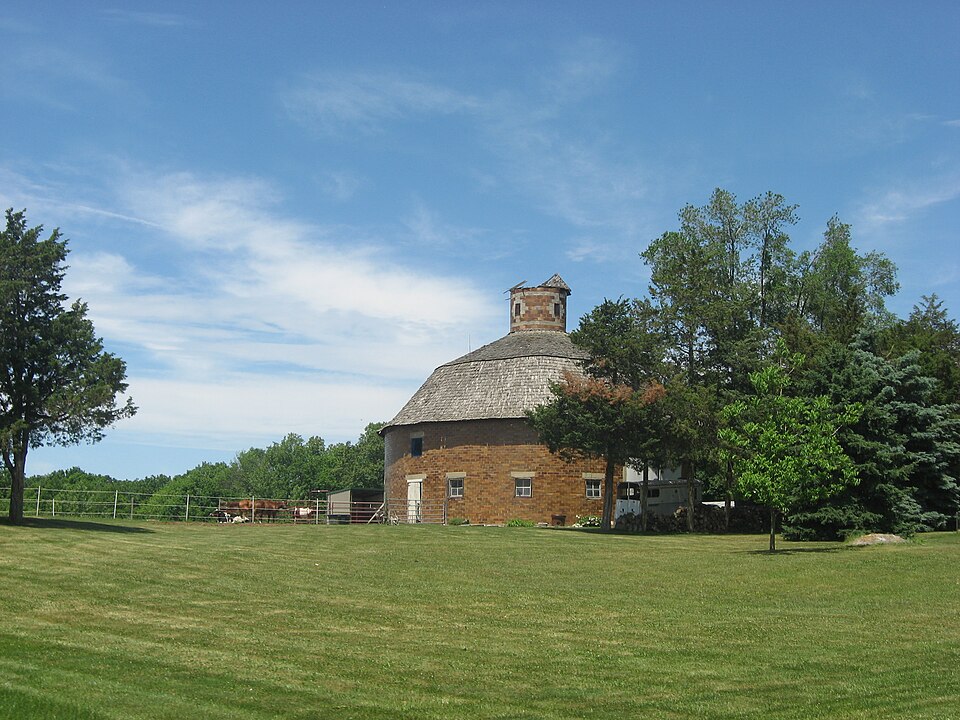 Photograph of Cornish Griffin Round Barn