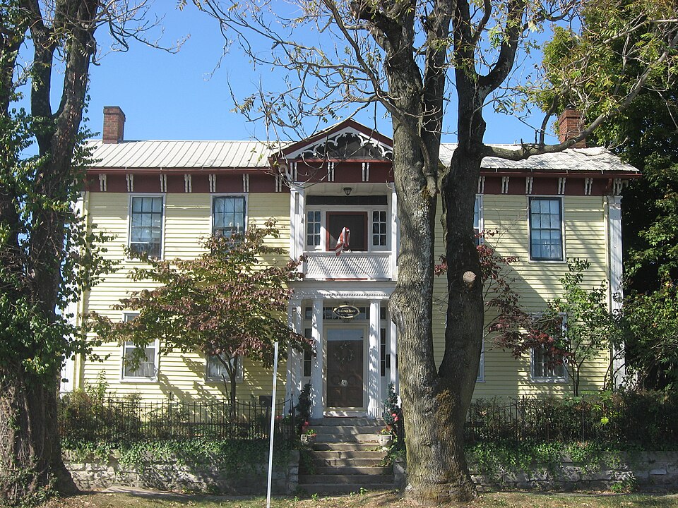 Photograph of Allison-Robinson House