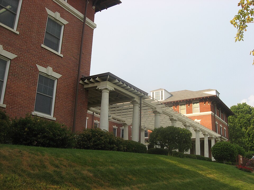 Photograph of Winona Lake Historic District