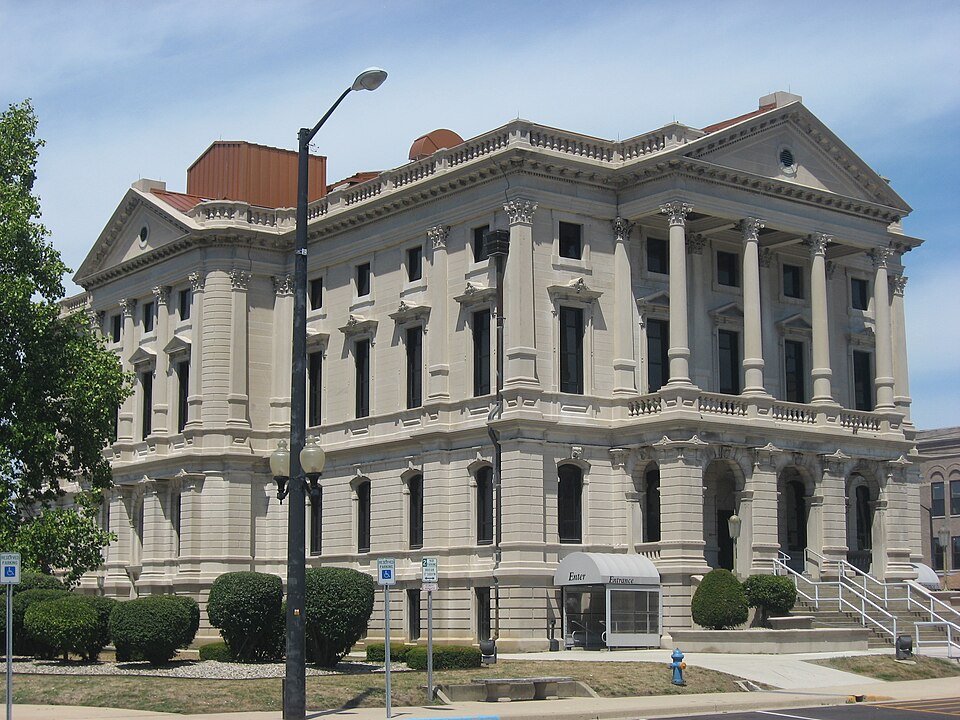 Photograph of Marion Downtown Commercial Historic District
