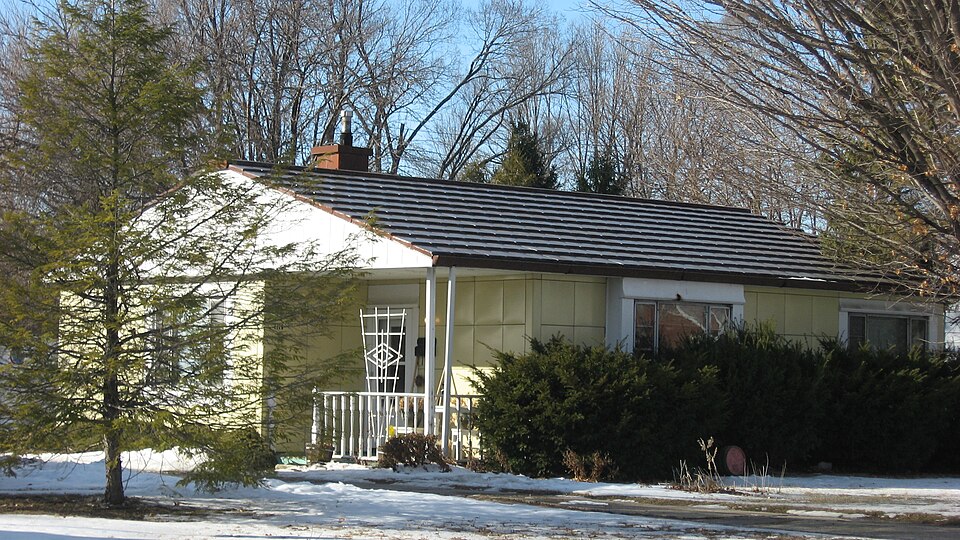 Photograph of Roy and Iris Corbin Lustron House