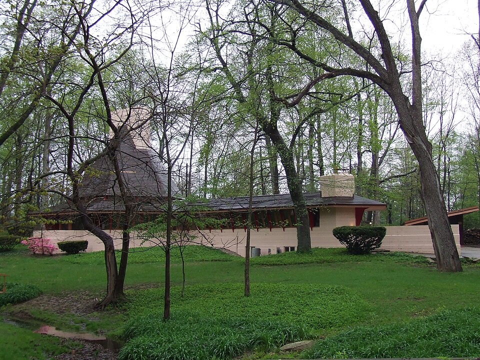 Photograph of Dr. Richard Davis House