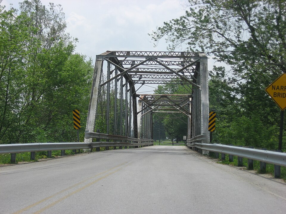 Photograph of Rangeline Road Bridge