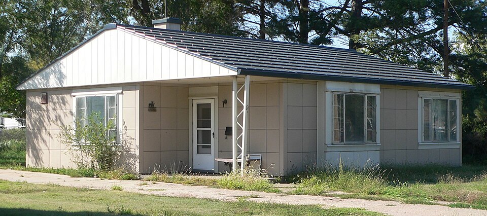 Photograph of Stradal House