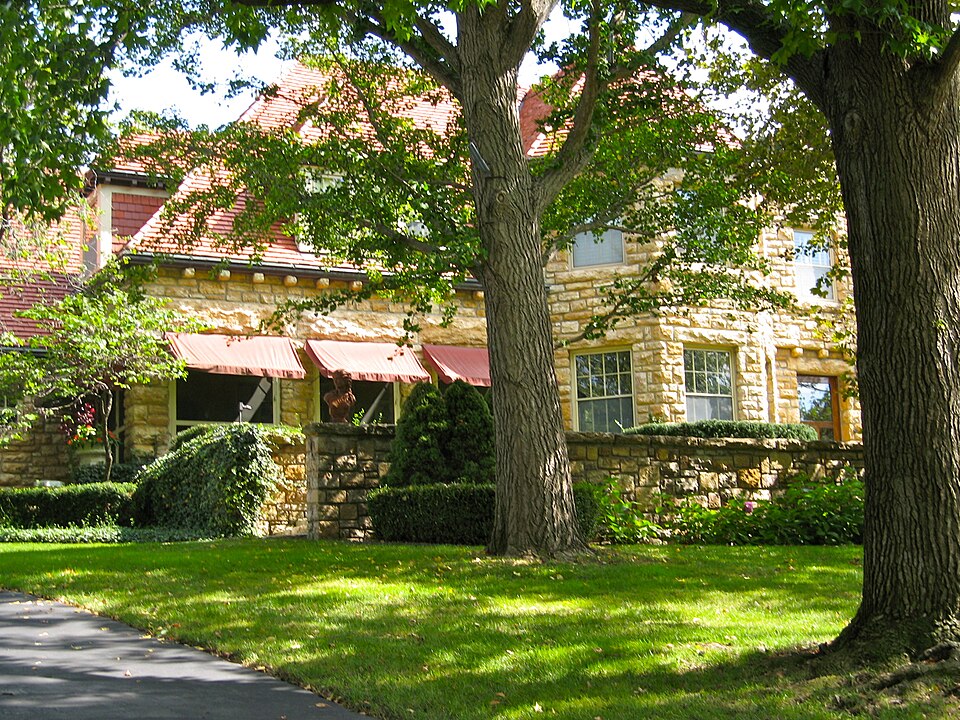 Photograph of Wolcott House
