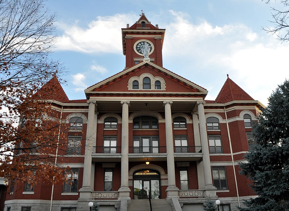 Photograph of Butler County Courthouse