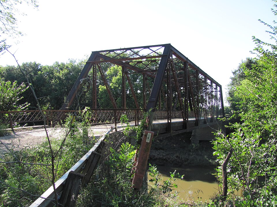 Photograph of Cottonwood River Pratt Truss Bridge