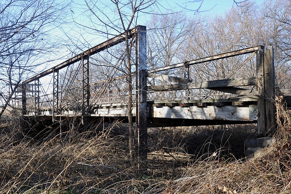 Photograph of Hobbs Creek Bridge