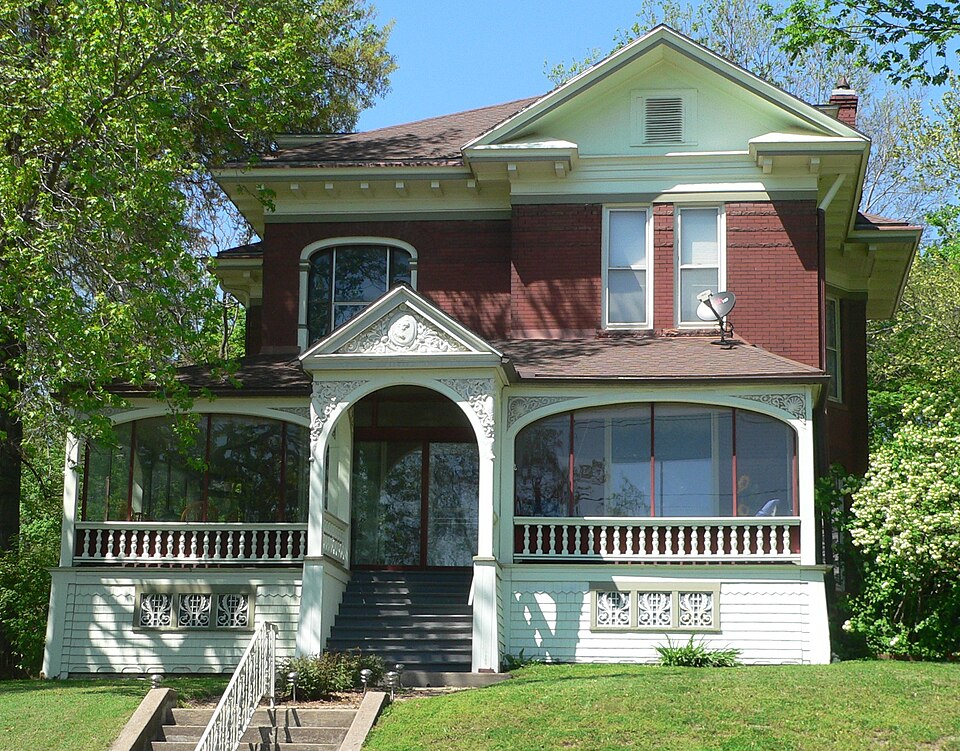 Photograph of Hausner House