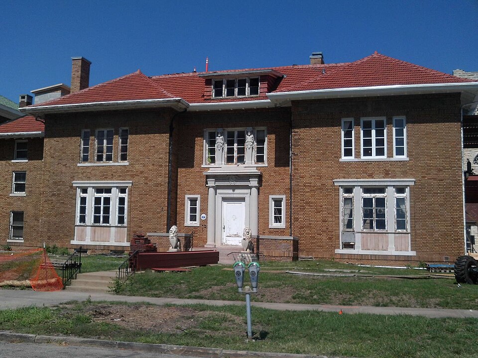 Photograph of Dillon House