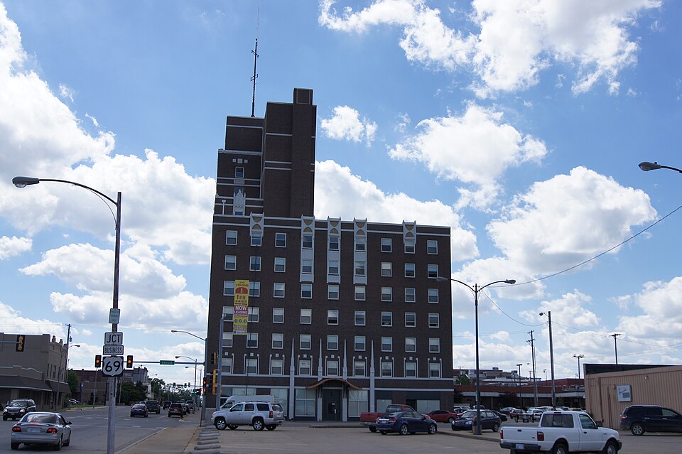 Photograph of Besse Hotel