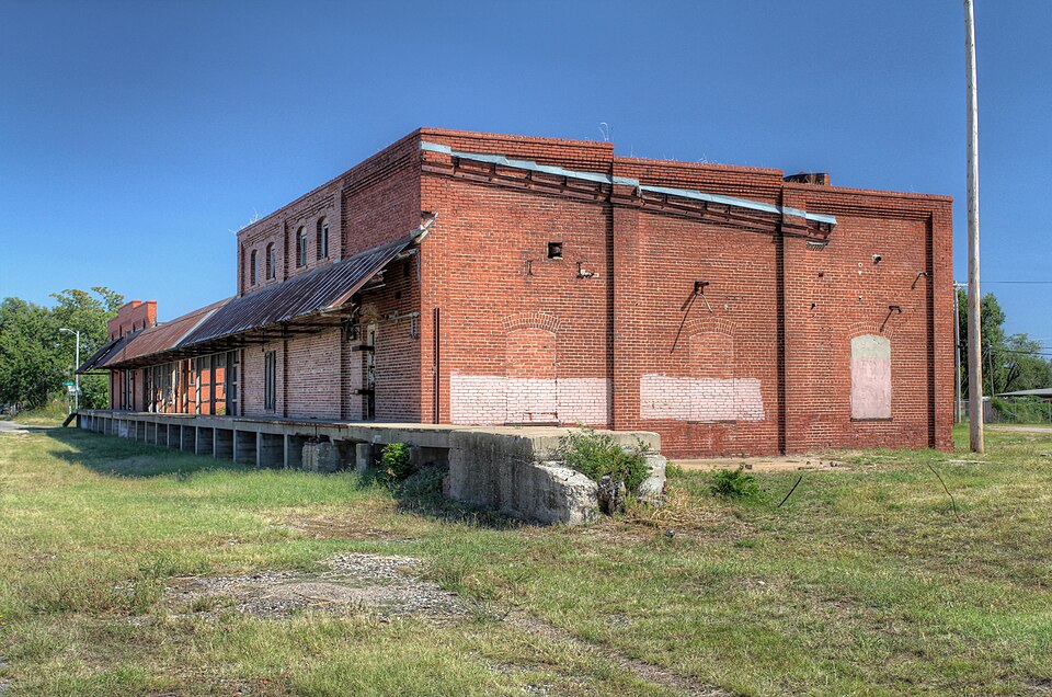 Photograph of Kelly Mills
