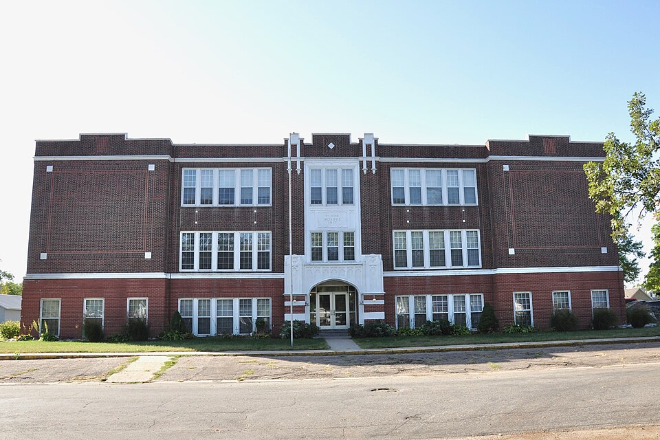 Photograph of Clyde School