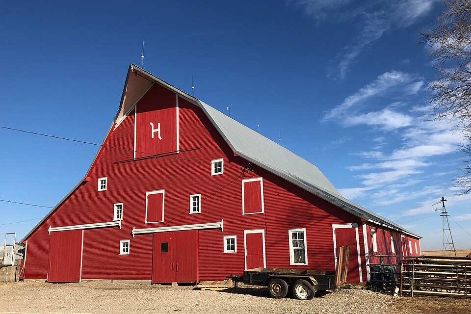 Photograph of Eliason Barn