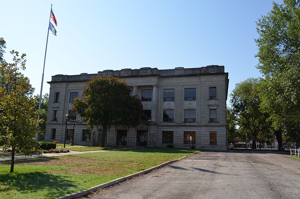 Photograph of Crawford County Courthouse
