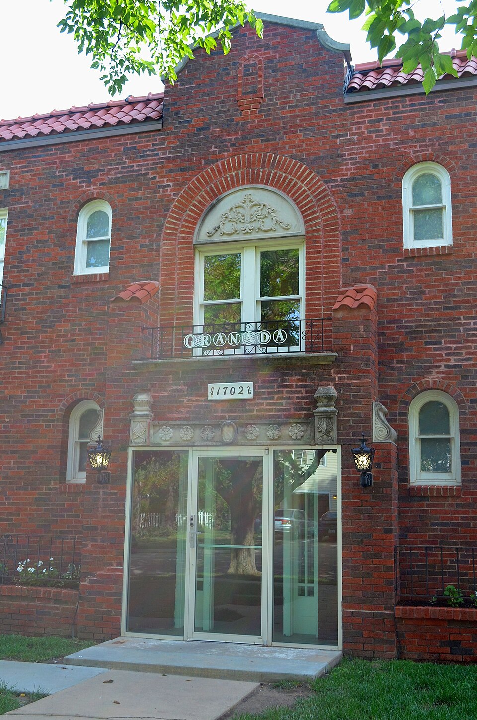 Photograph of Fairmount Apartments