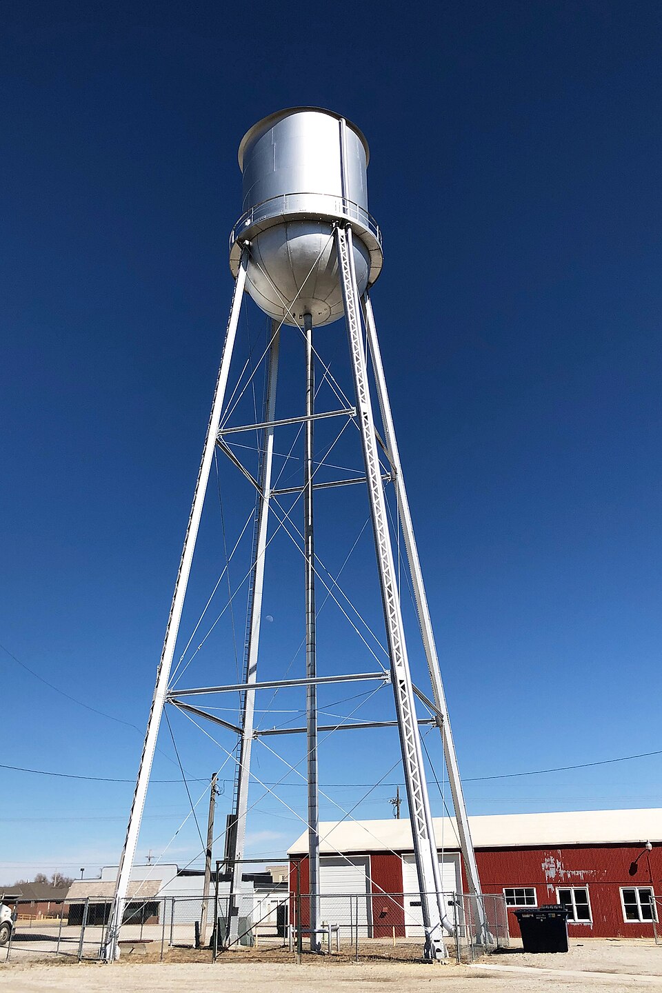 Photograph of 1927 Hillsboro Water Tower