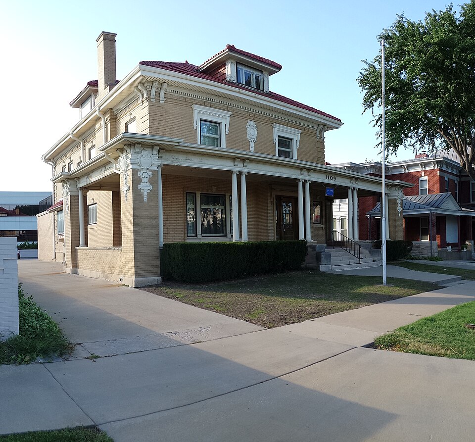 Photograph of William T. and Delora Crosby House