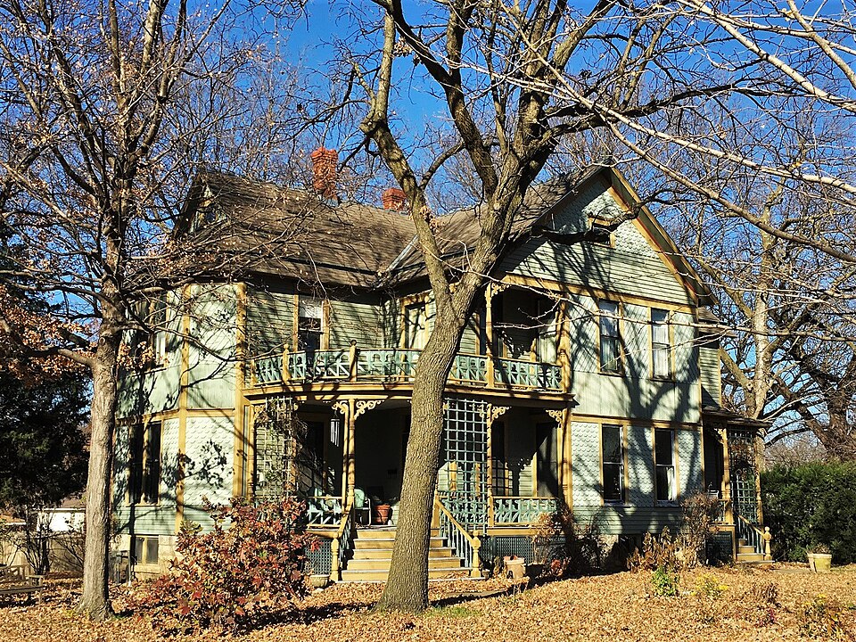Photograph of James and Ella Truitt House