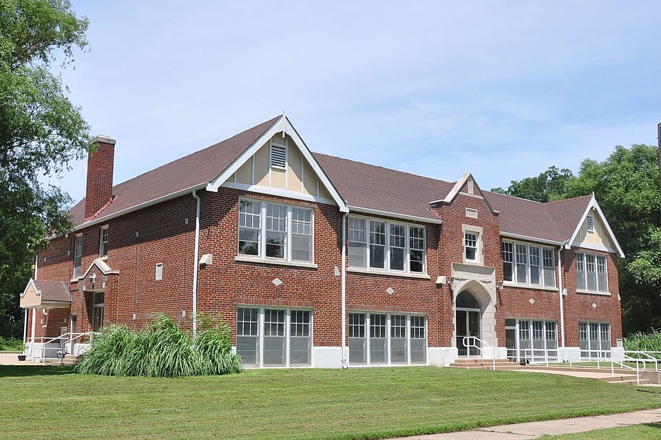 Photograph of Bown-Corby School