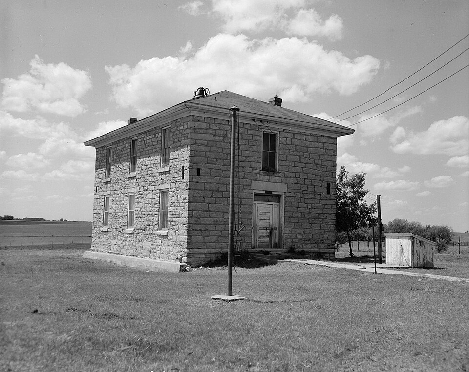 Photograph of Old Albany Schoolhouse