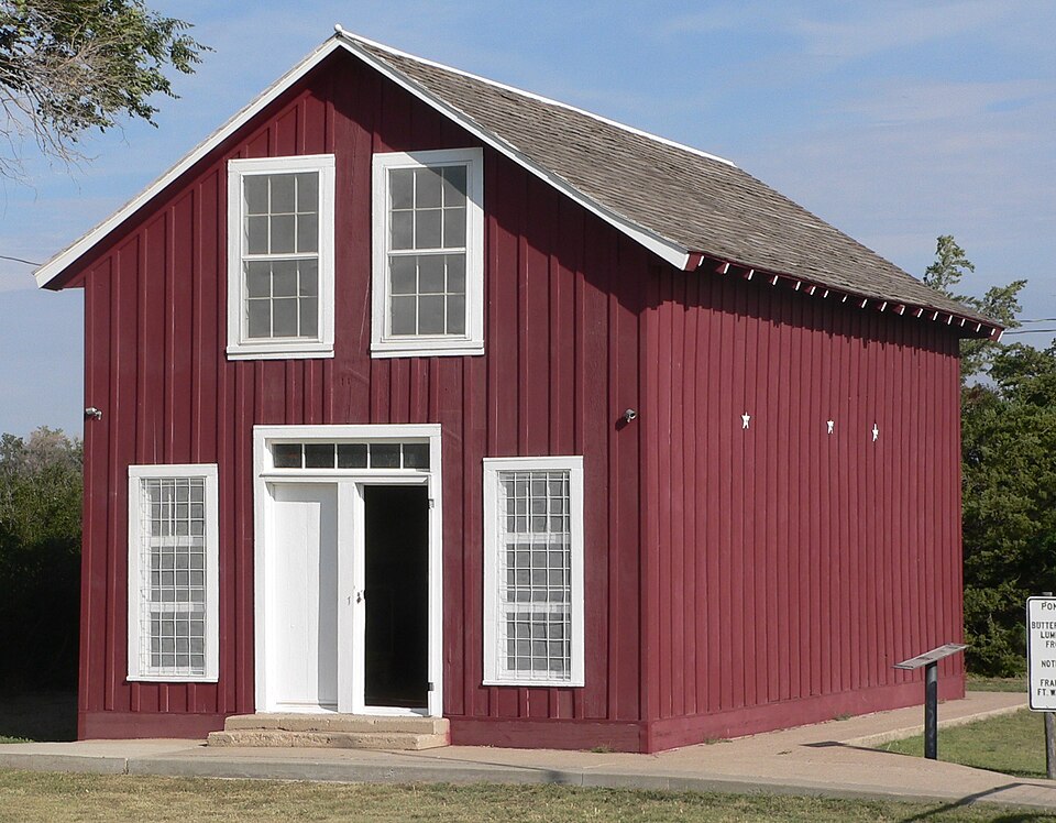 Photograph of Pond Creek Station