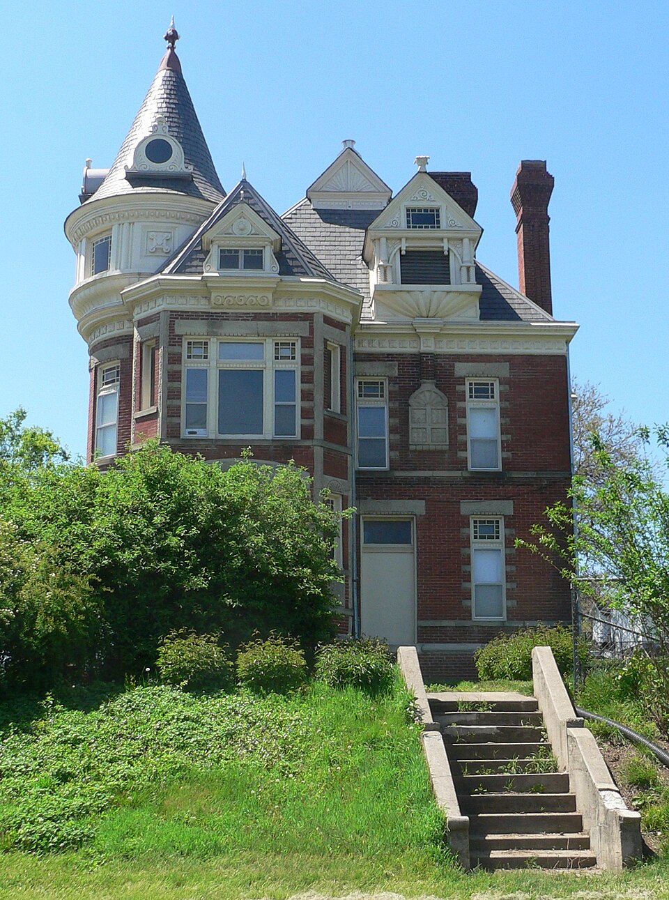 Photograph of McInteer Villa