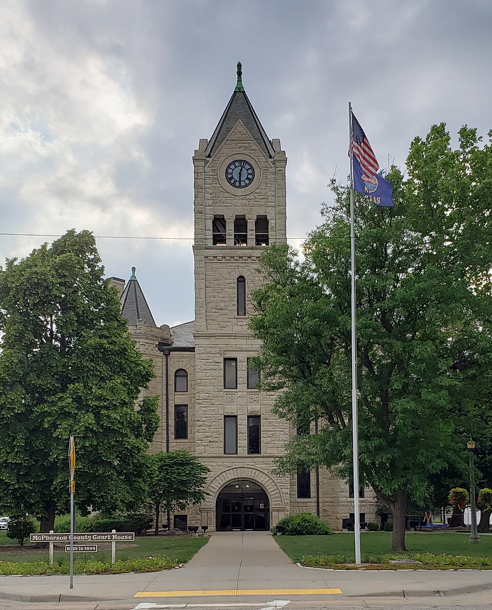 Photograph of McPherson County Courthouse