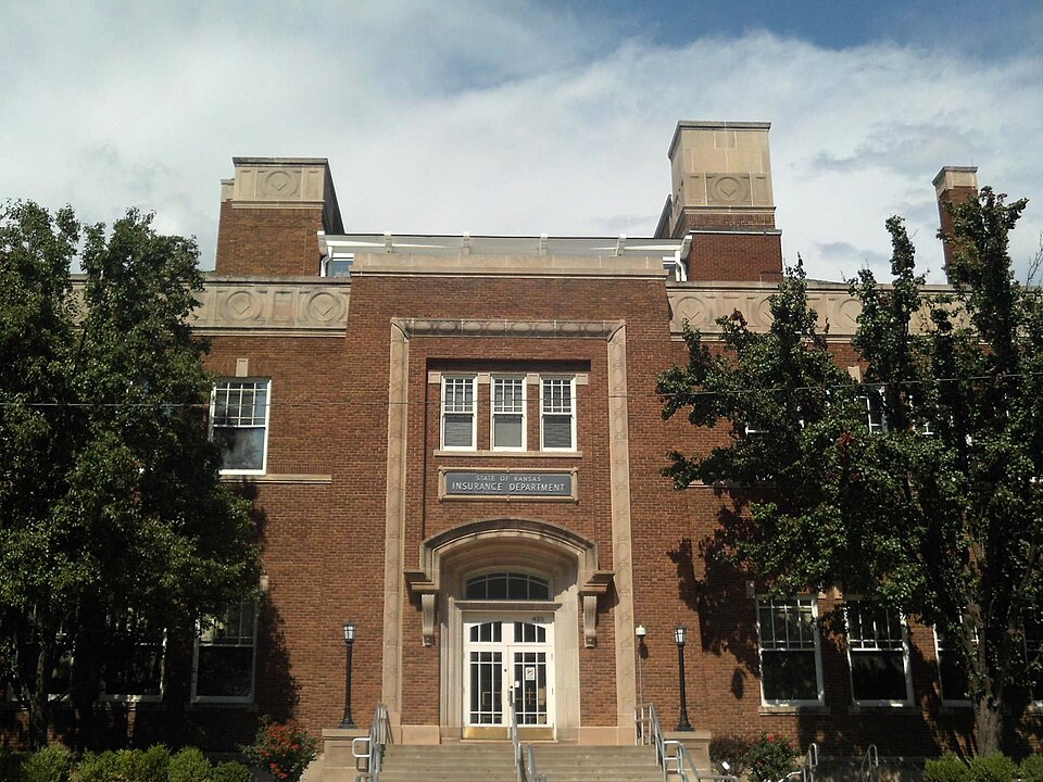 Photograph of Woman's Club Building