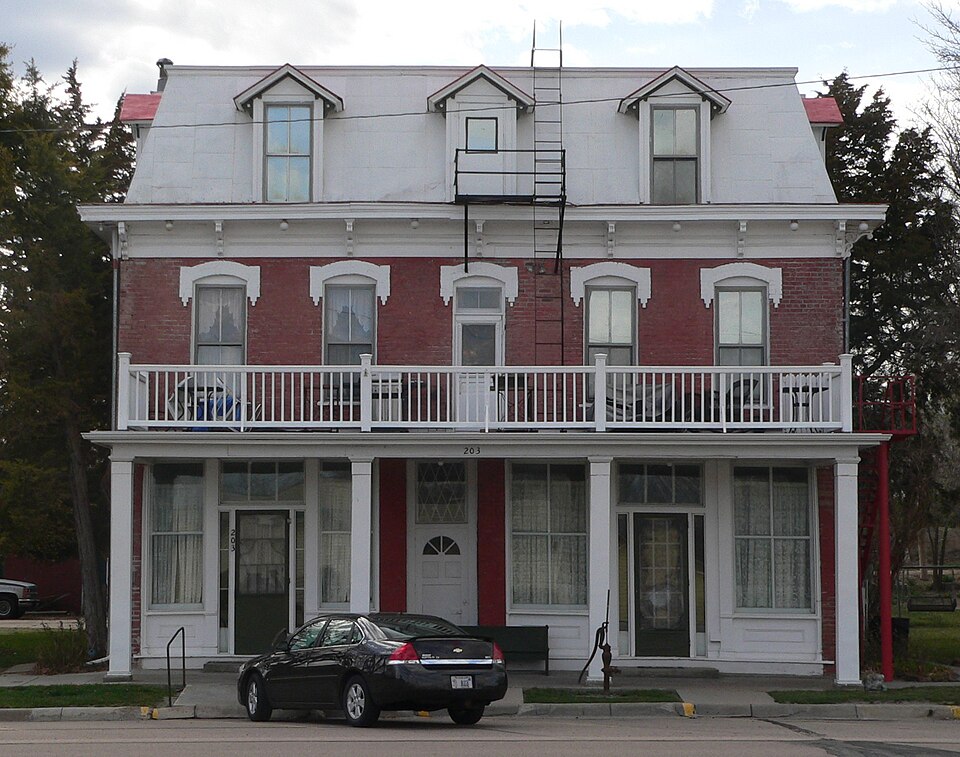 Photograph of Cimarron Hotel