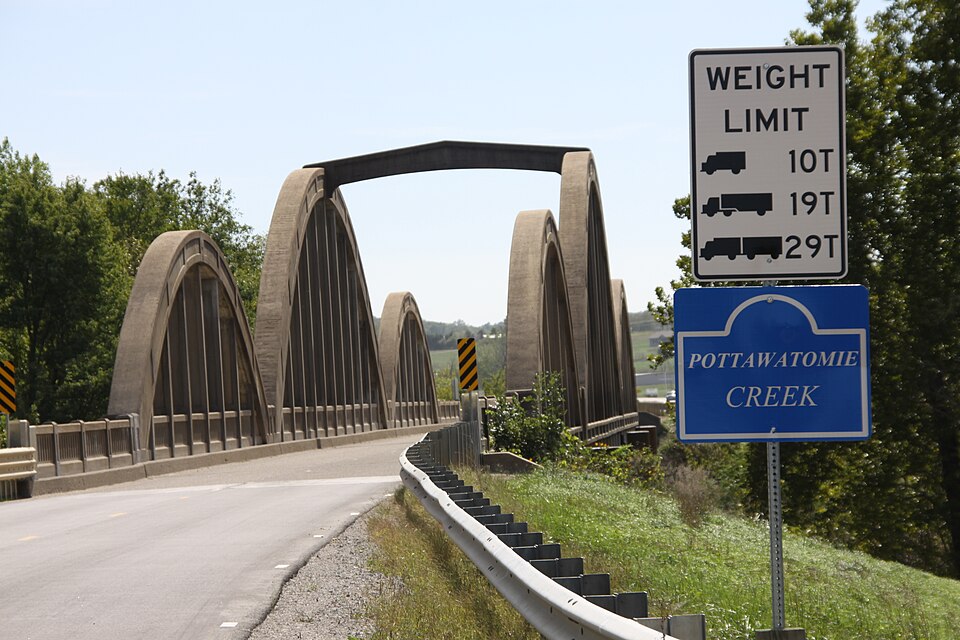 Photograph of Pottawatomie Creek Bridge