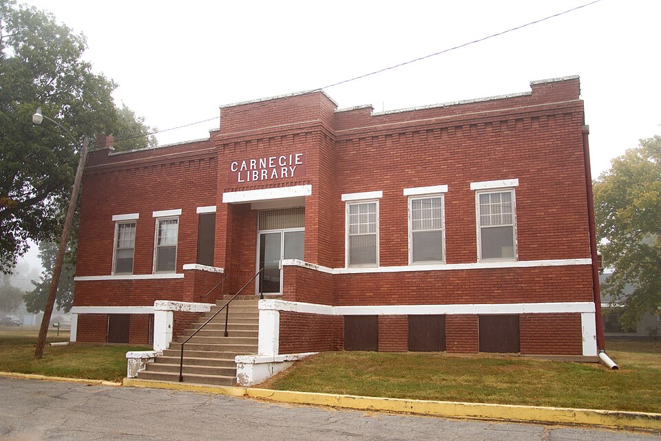 Photograph of Caldwell Carnegie Library